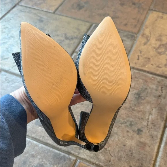 Betsey Johnson Prince-p Pump in silver glitter - Picture 9 of 9